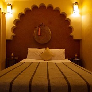 Camera standard con letto king size